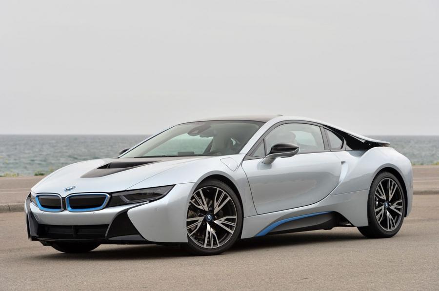  BMW i8 2014 года  (фото 119 из 180)